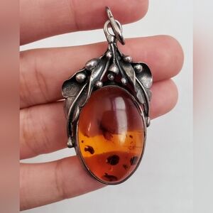 Vintage 925 Sterling Silver Amber Leaf Pendant